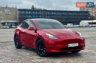 Tesla Model Y  2021