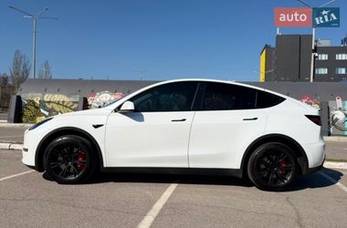 Tesla Model Y  2022
