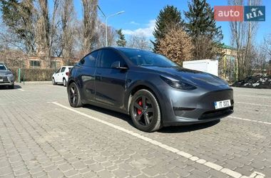 Tesla Model Y  2023