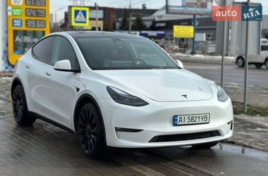 Tesla Model Y 2023