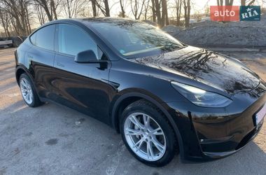 Tesla Model Y  2022