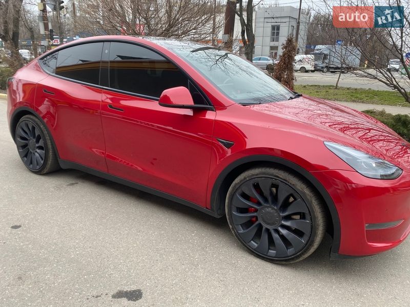 Tesla Model Y 2021