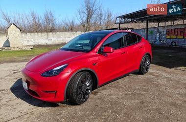 Tesla Model Y 2023