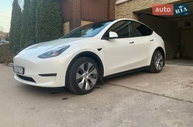 Tesla Model Y 2022