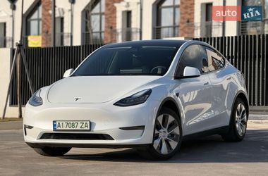 Tesla Model Y 2022