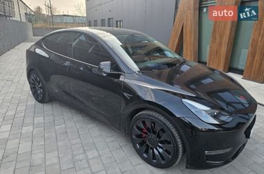 Tesla Model Y  2023