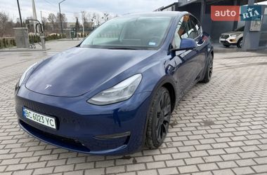 Tesla Model Y 2022