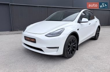 Tesla Model Y  2023