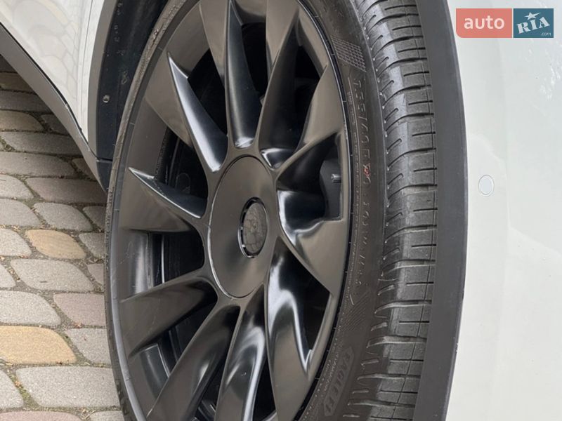 Внедорожник / Кроссовер Tesla Model Y 2021 в Киеве фото 13 Внедорожник / Кроссовер Tesla Model Y 2021 в Киеве