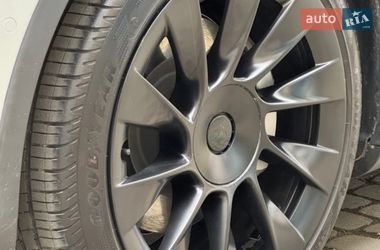 Внедорожник / Кроссовер Tesla Model Y 2021 в Киеве фото 14 Внедорожник / Кроссовер Tesla Model Y 2021 в Киеве