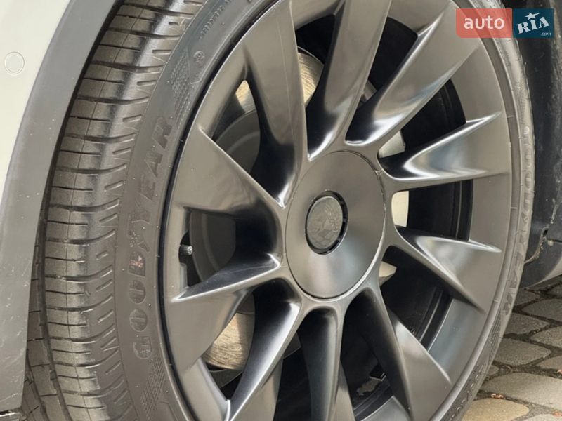 Внедорожник / Кроссовер Tesla Model Y 2021 в Киеве фото 14 Внедорожник / Кроссовер Tesla Model Y 2021 в Киеве