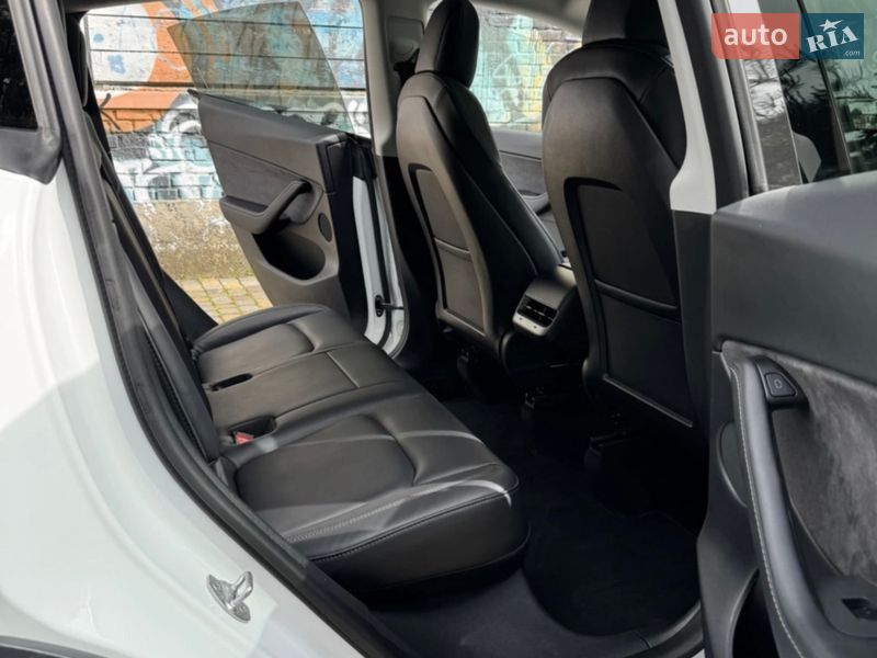 Внедорожник / Кроссовер Tesla Model Y 2021 в Киеве фото 20 Внедорожник / Кроссовер Tesla Model Y 2021 в Киеве