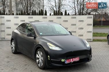Tesla Model Y  2022