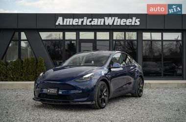 Tesla Model Y  2021