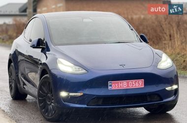Tesla Model Y  2021