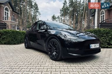 Tesla Model Y 2023
