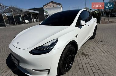 Tesla Model Y 2020