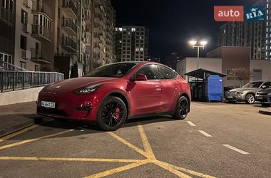 Tesla Model Y  2022