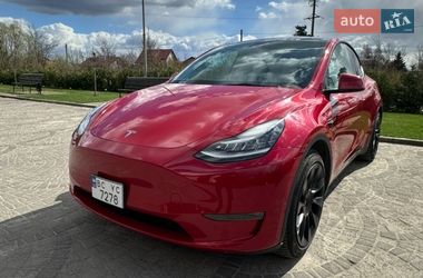 Tesla Model Y  2022