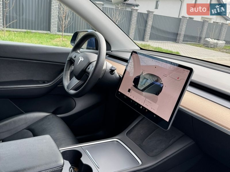 Внедорожник / Кроссовер Tesla Model Y 2022 в Киеве фото 8 Внедорожник / Кроссовер Tesla Model Y 2022 в Киеве
