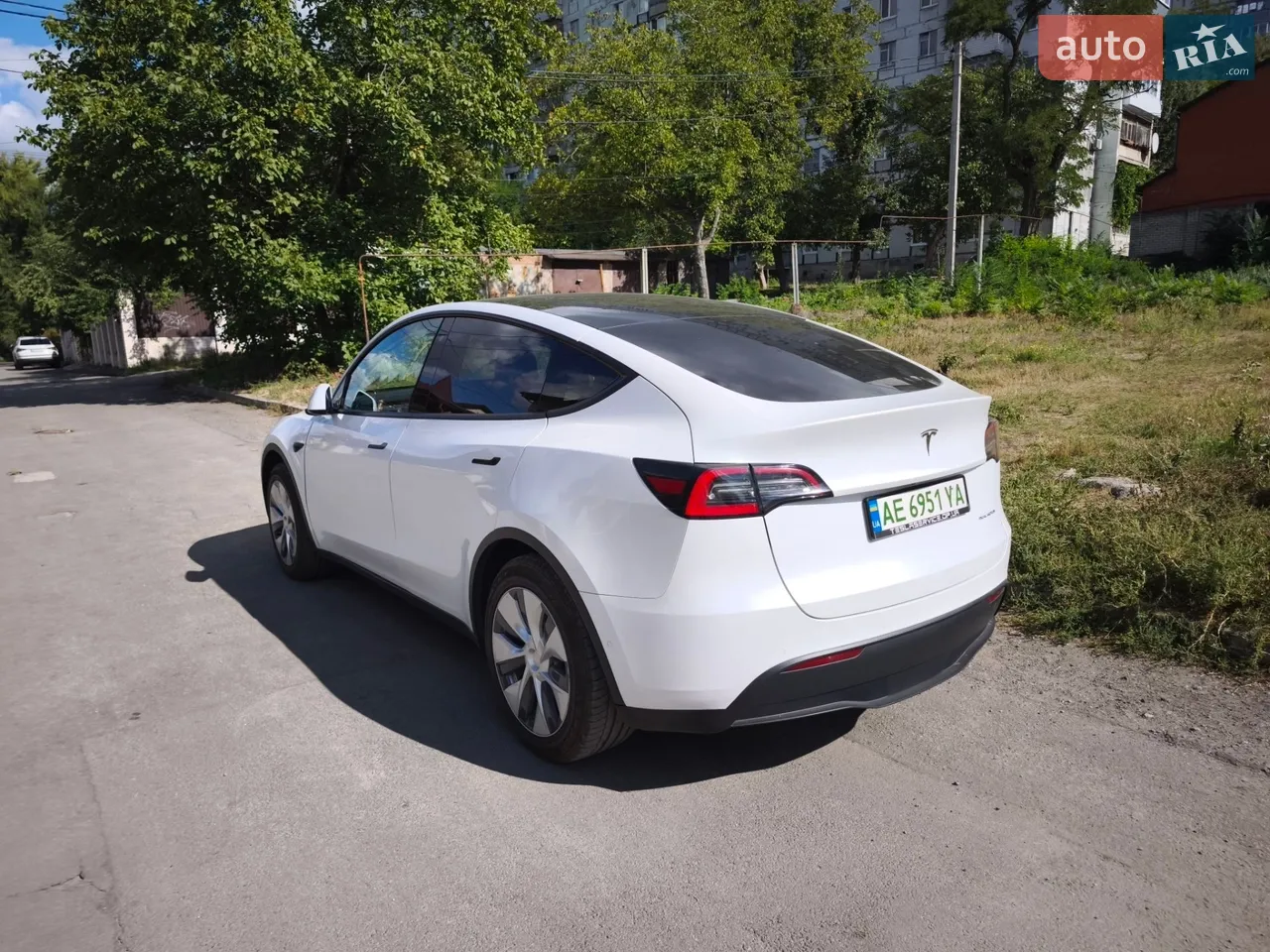 2020 Tesla Model Y - мініатюра 2