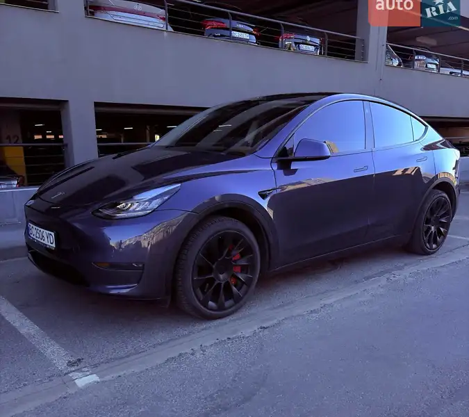 Tesla Model Y 2022