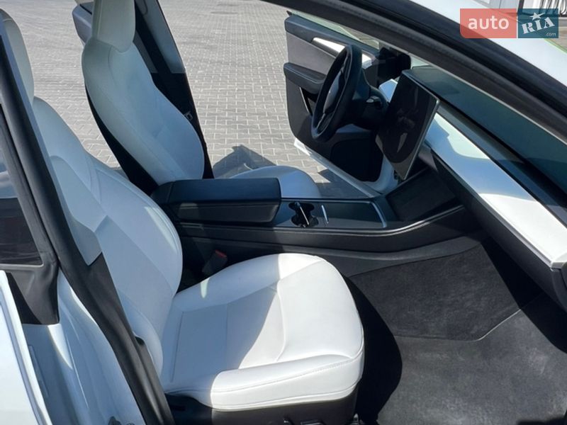 Позашляховик / Кросовер Tesla Model Y 2022 в Луцьку