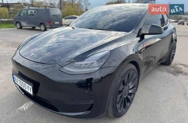 Tesla Model Y  2020