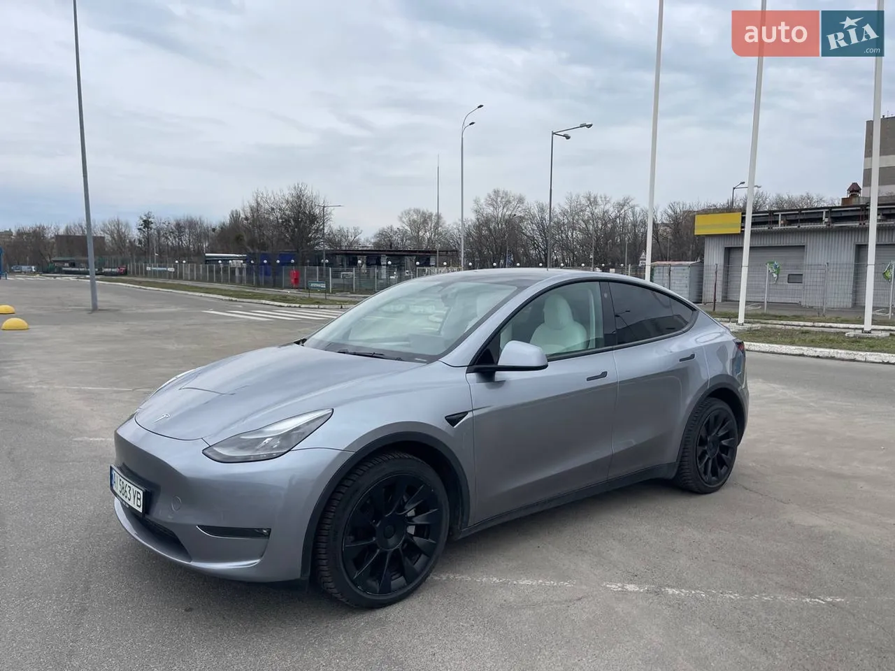 2024 Tesla Model Y - мініатюра 2