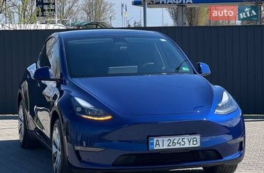 Tesla Model Y  2023