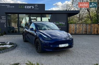 Tesla Model Y  2020