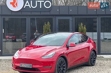 Tesla Model Y  2021