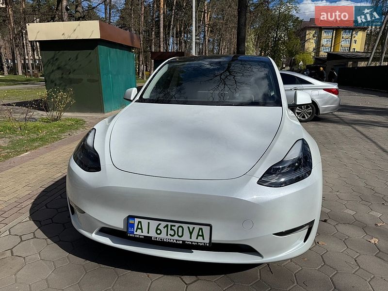 Позашляховик / Кросовер Tesla Model Y 2023 в Києві