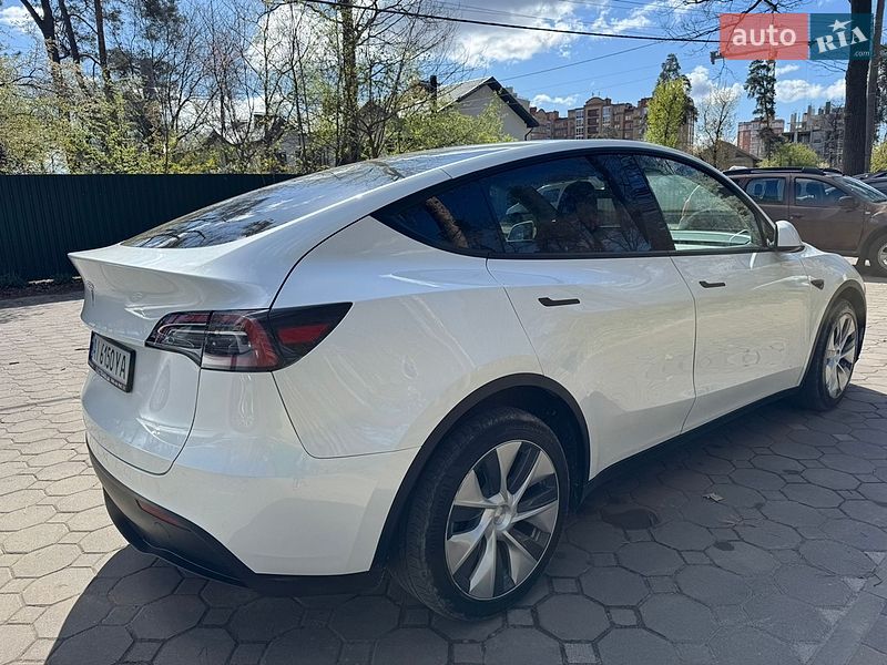 Позашляховик / Кросовер Tesla Model Y 2023 в Києві