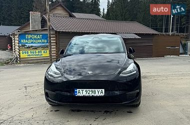 Tesla Model Y  2023