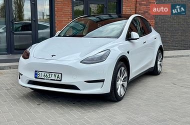 Tesla Model Y  2021