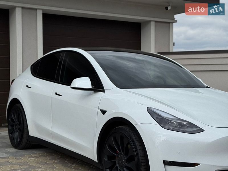 Внедорожник / Кроссовер Tesla Model Y 2022 в Киеве фото 2 Внедорожник / Кроссовер Tesla Model Y 2022 в Киеве