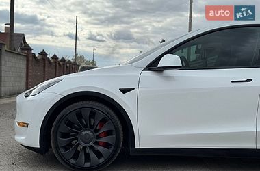 Внедорожник / Кроссовер Tesla Model Y 2022 в Киеве фото 6 Внедорожник / Кроссовер Tesla Model Y 2022 в Киеве
