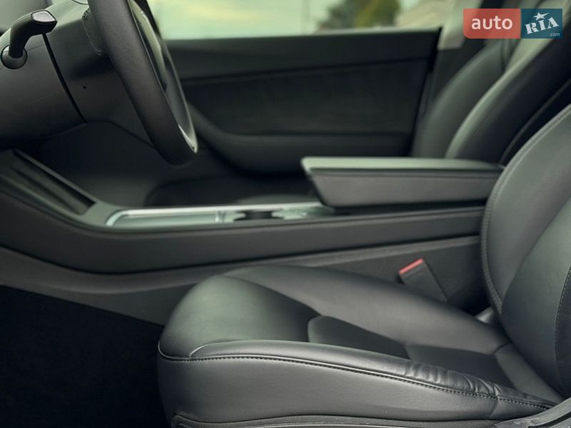 Внедорожник / Кроссовер Tesla Model Y 2022 в Киеве фото 18 Внедорожник / Кроссовер Tesla Model Y 2022 в Киеве