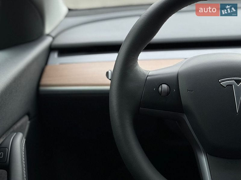 Внедорожник / Кроссовер Tesla Model Y 2022 в Киеве фото 22 Внедорожник / Кроссовер Tesla Model Y 2022 в Киеве