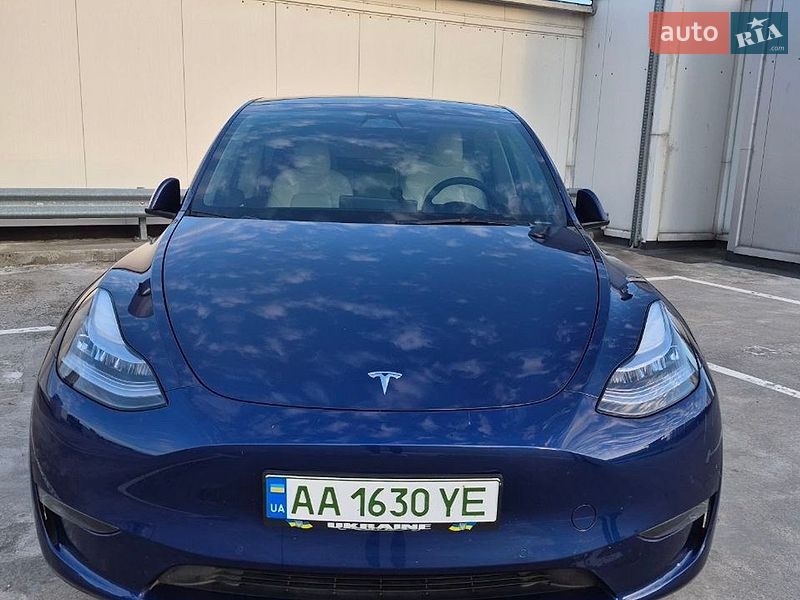 Позашляховик / Кросовер Tesla Model Y 2021 в Києві