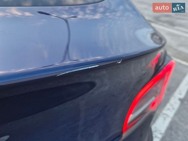 Позашляховик / Кросовер Tesla Model Y 2021 в Києві