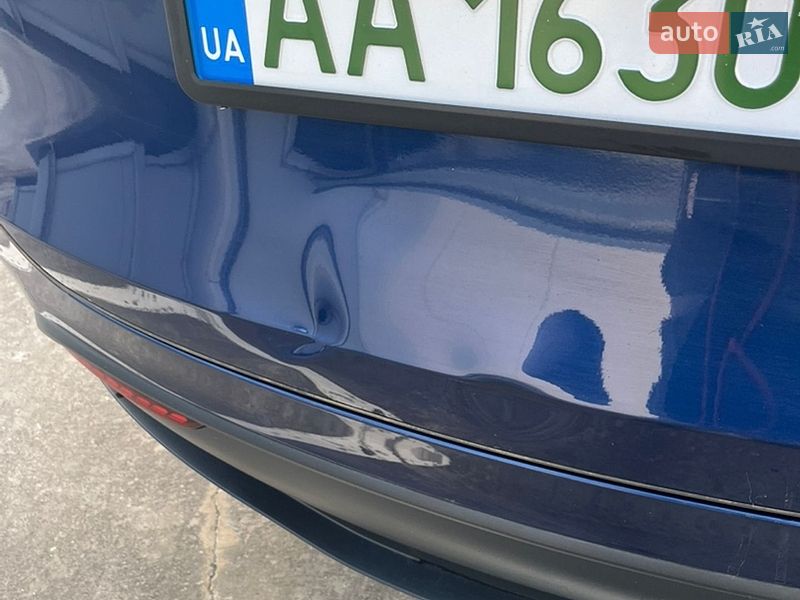 Позашляховик / Кросовер Tesla Model Y 2021 в Києві