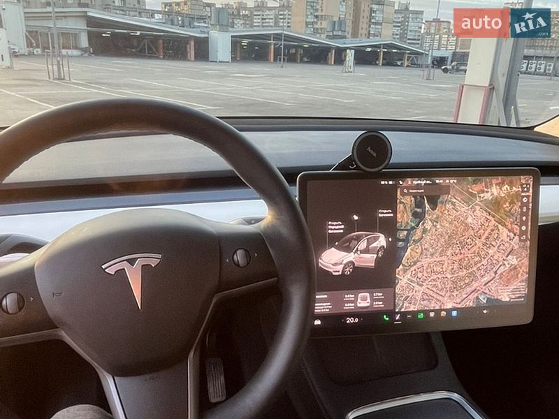 Позашляховик / Кросовер Tesla Model Y 2021 в Києві