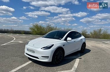 Tesla Model Y  2022
