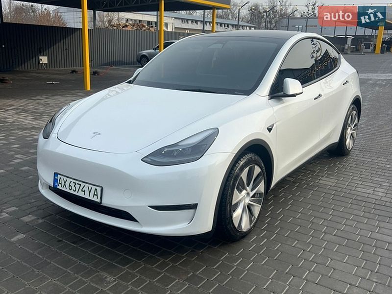 Внедорожник / Кроссовер Tesla Model Y 2023 в Харькове