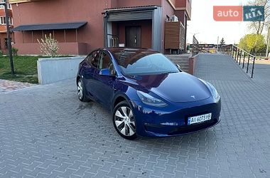 Tesla Model Y  2021