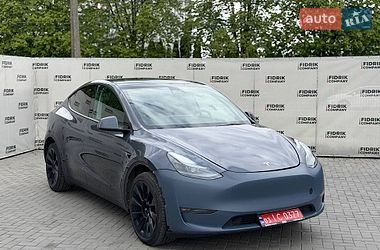 Tesla Model Y  2022