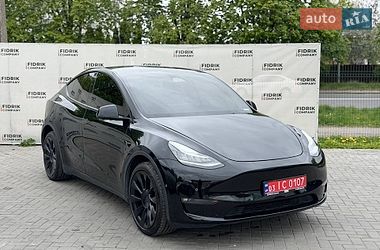 Tesla Model Y  2022