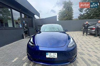 Tesla Model Y  2022